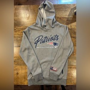 NFL Patriots men’s hoodie. Size small.